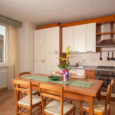 Baia Azzurra 4. Apartment